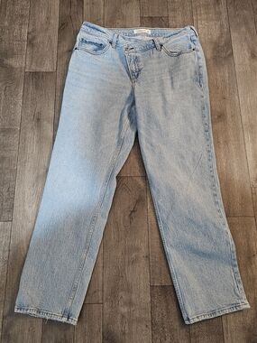 Abercrombie & Fitch The 90s Straight Mid Rise Crossover Jeans Size 32 {J3}